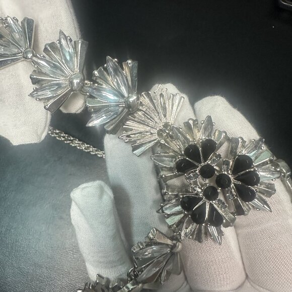 Statement Necklace Silver Tone - Picture 3 of 8